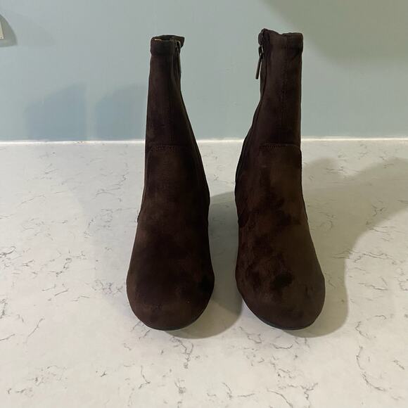 REACTION Kenneth Cole Road Stretch Womens 8.5M Chocolate Boots Booties - Picture 2 of 9